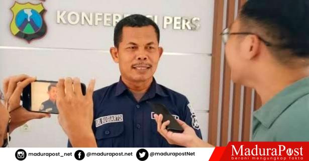 AKP Sri Sugiarto: Dari Penegak Hukum ke Pengajar Inspiratif di Pamekasan