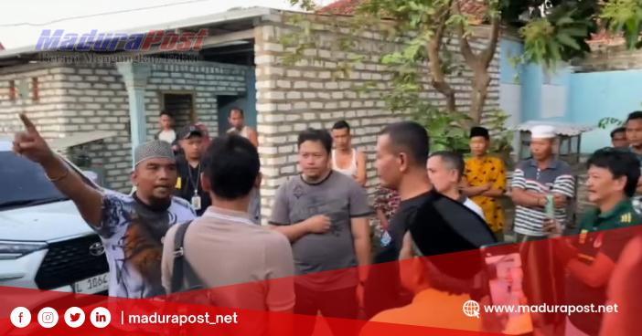 Warga Ancam Bakar Kendaran Petugas Bea Cukai Saat Gerebek Mesin Rokok di Pamekasan