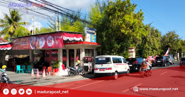 Bank Jatim Sumenep Acuhkan Masalah Parkir Liar, Pimpinan Sulit Dikonfirmasi